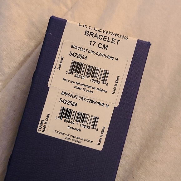 Swarovski Louison Pearl Bracelet - Picture 5 of 5